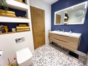 Photo 8- click for photo gallery